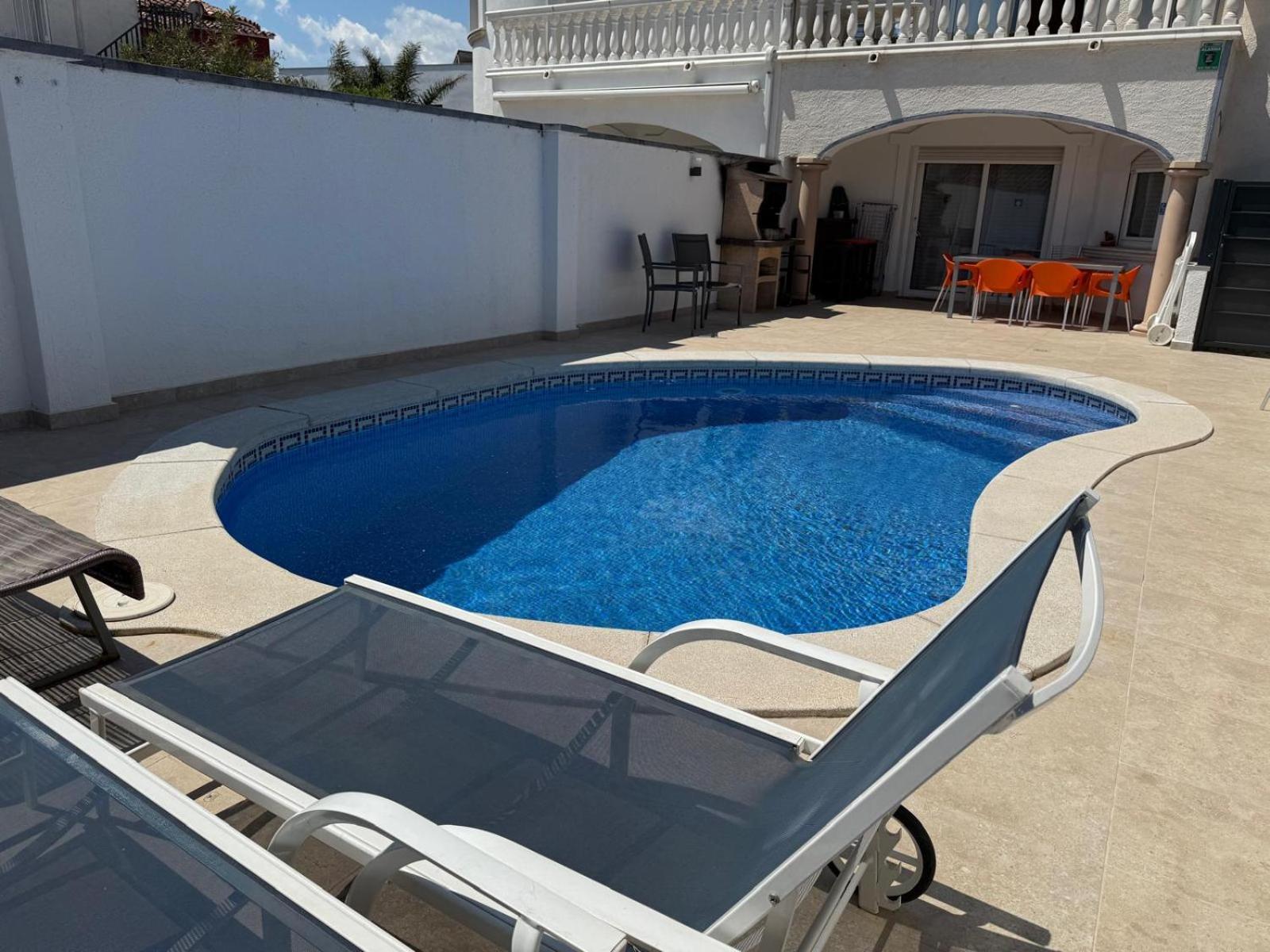 Villa Raquel Koky Ampuriabrava Exterior foto